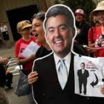 Congress OKs cardboard cutout attendance